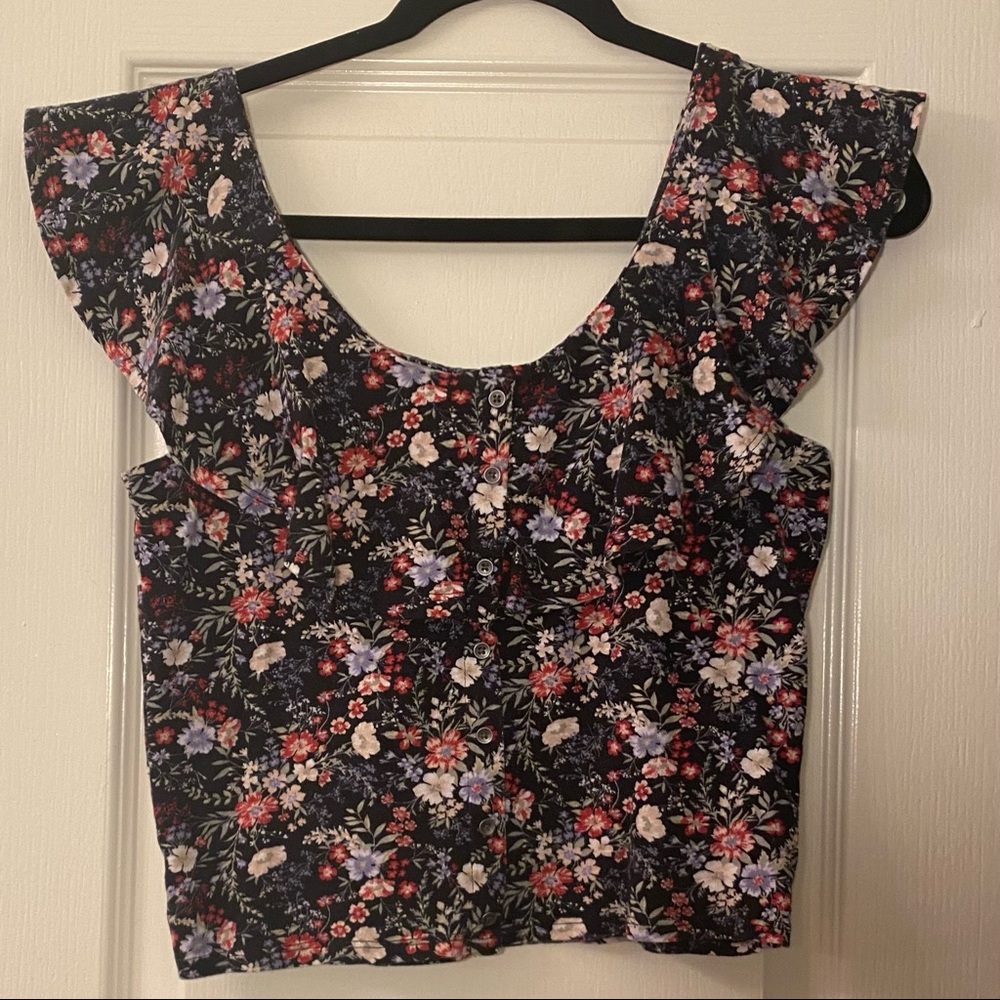 American Eagle Floral Crop Top